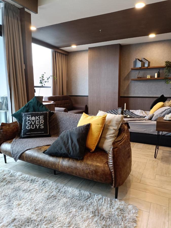 Loft Signature Executive Suite Empire City ペタリンジャヤ エクステリア 写真