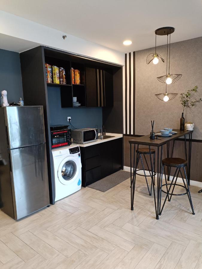 Loft Signature Executive Suite Empire City ペタリンジャヤ エクステリア 写真