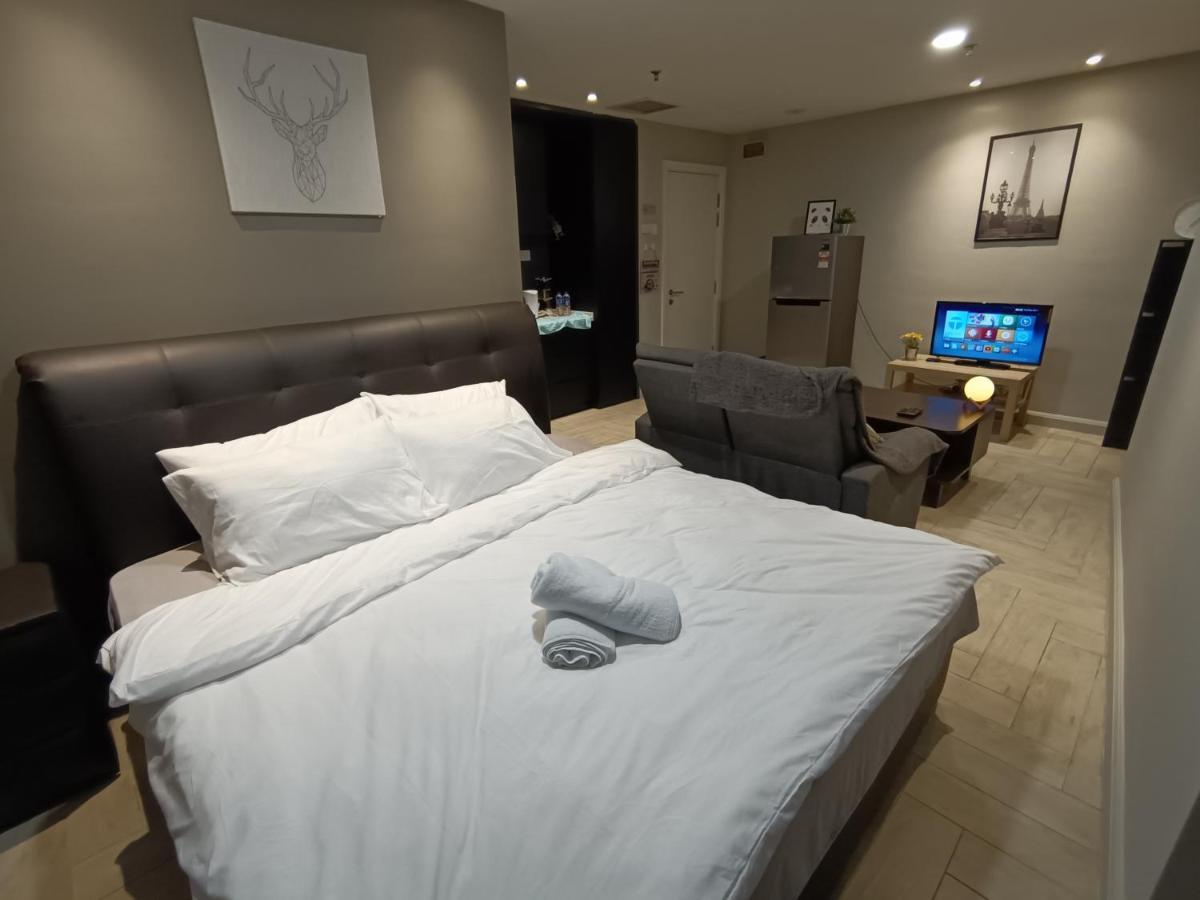 Loft Signature Executive Suite Empire City ペタリンジャヤ エクステリア 写真