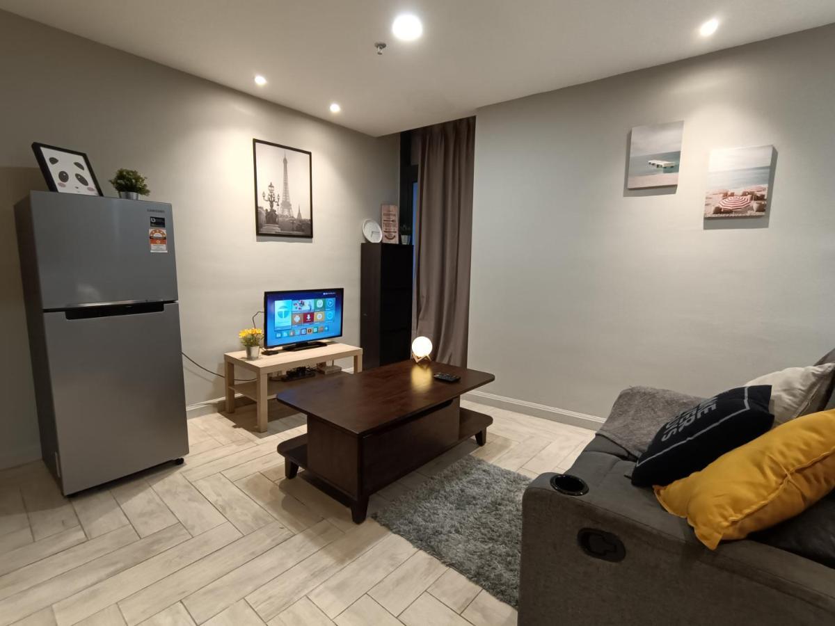 Loft Signature Executive Suite Empire City ペタリンジャヤ エクステリア 写真